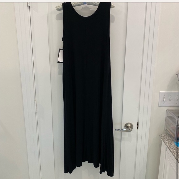 - 30-50% OFF BUNDLES! NWT STRETCH MAGASCHONI BLACK KNIT TANK DRESS TUNIC POCKETS - Picture 4 of 9